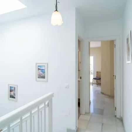 Fuer 4 Personen Ca 100 Qm In Nerja, Andalusien Costa Del Sol 内尔哈